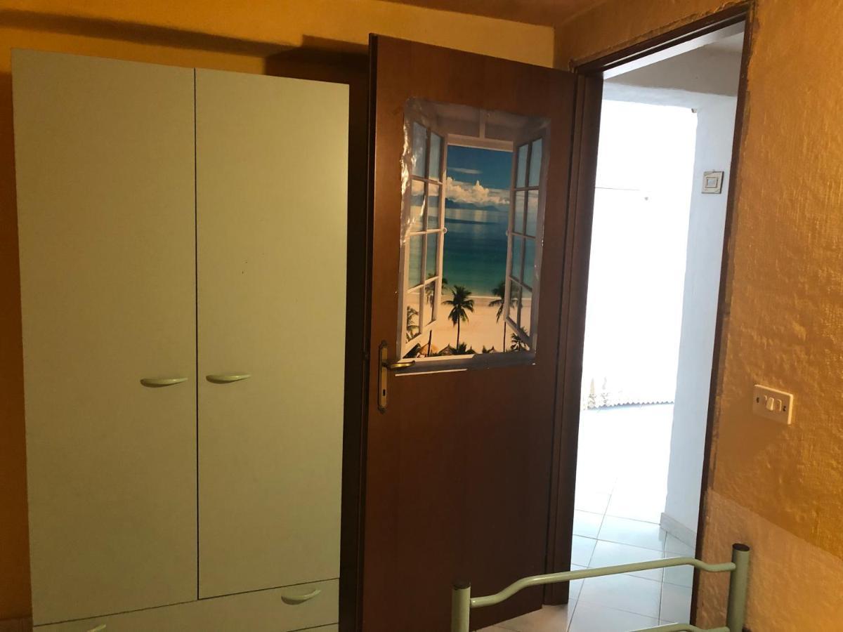 Sarrala Apartment Tertenia Bagian luar foto