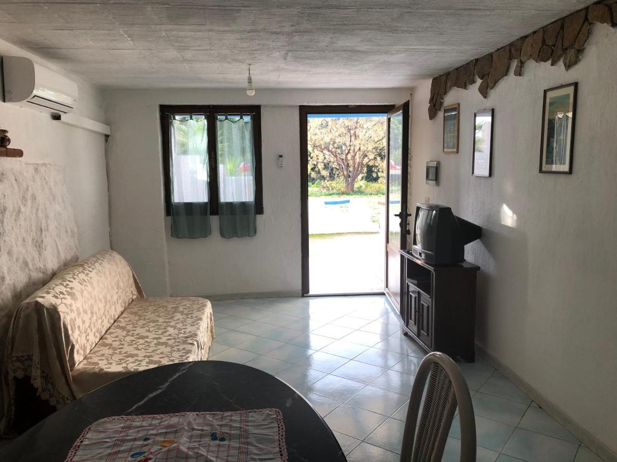 Sarrala Apartment Tertenia Bagian luar foto