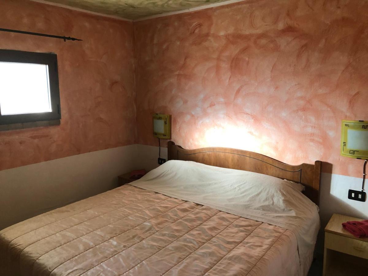 Sarrala Apartment Tertenia Bagian luar foto