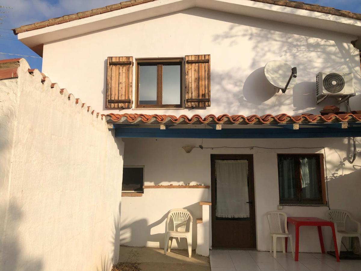 Sarrala Apartment Tertenia Bagian luar foto